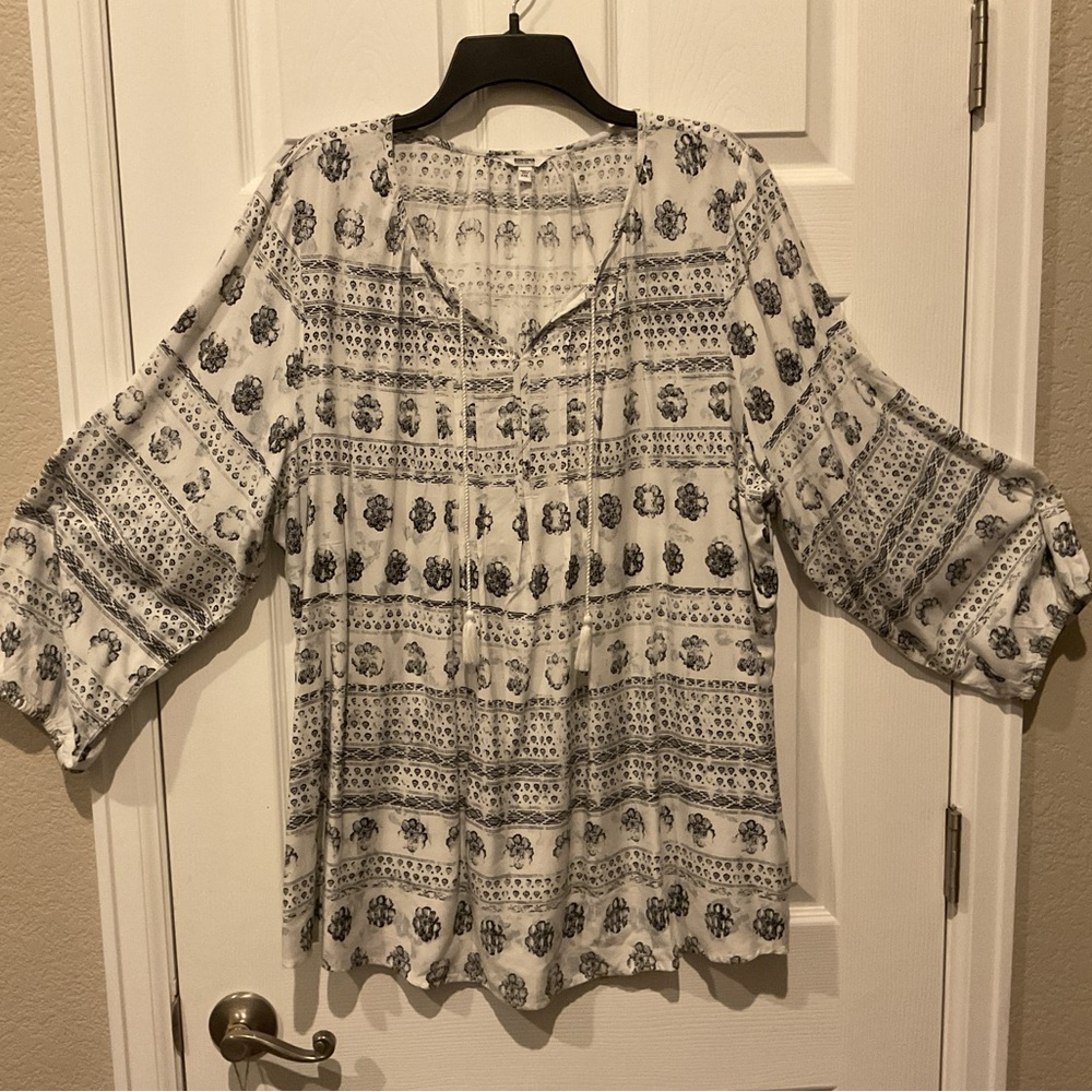 Sonoma White and Black XXL Blouse